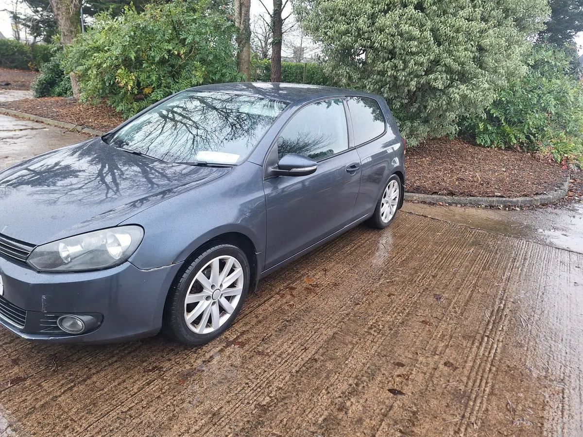 Volkswagen Golf 2010 - Image 3