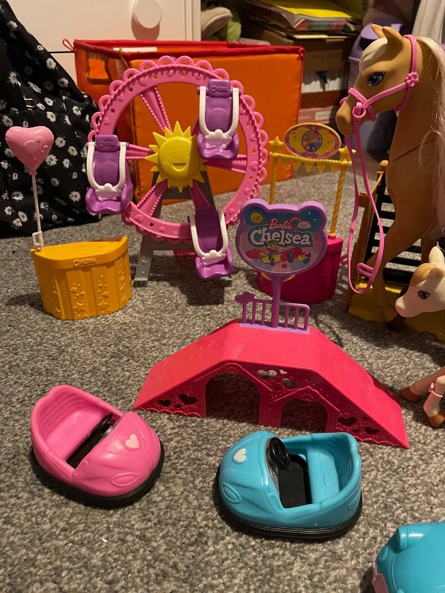 Barbie – selection of items - Image 3