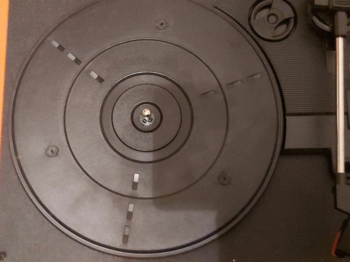 Electronic Star PC Turntable in case, USB powered - Image 3