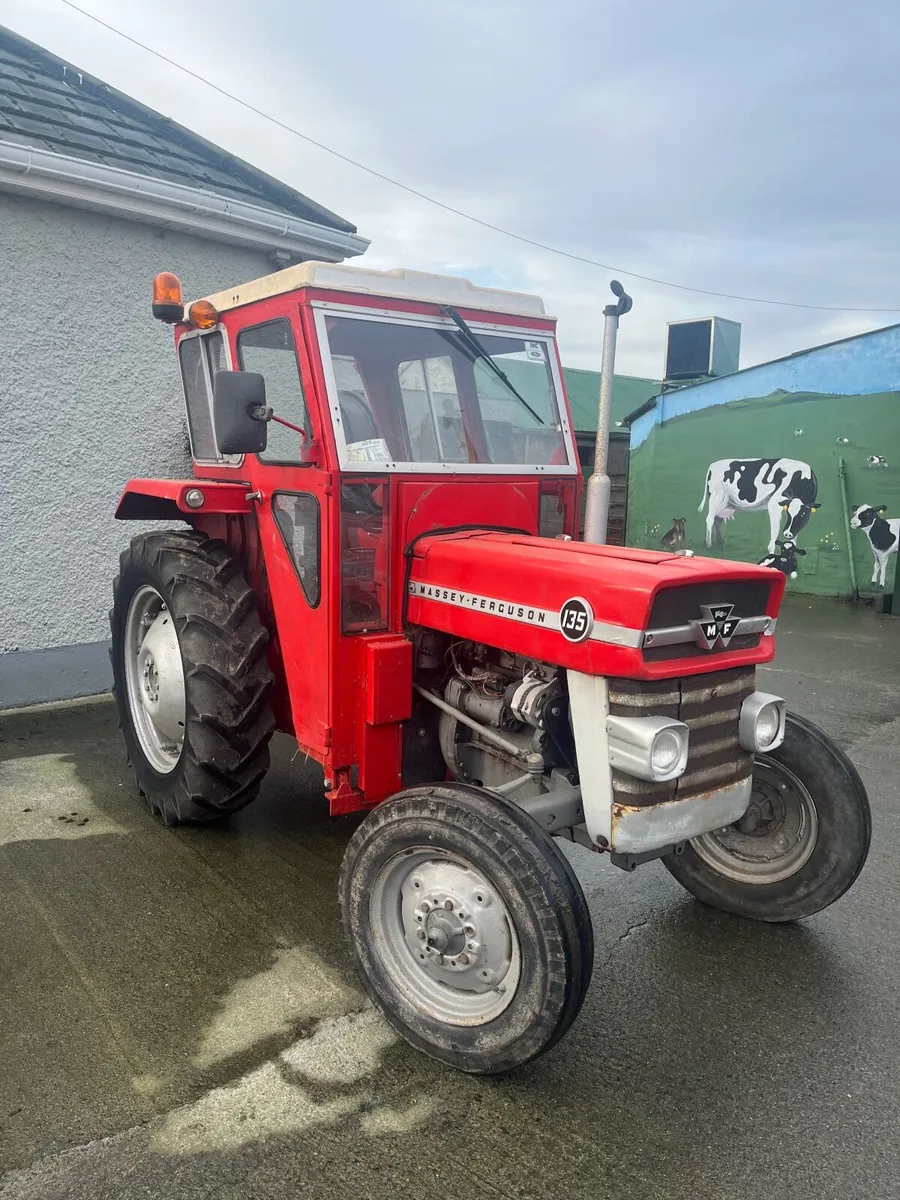 Massey Ferguson 135 - Image 1