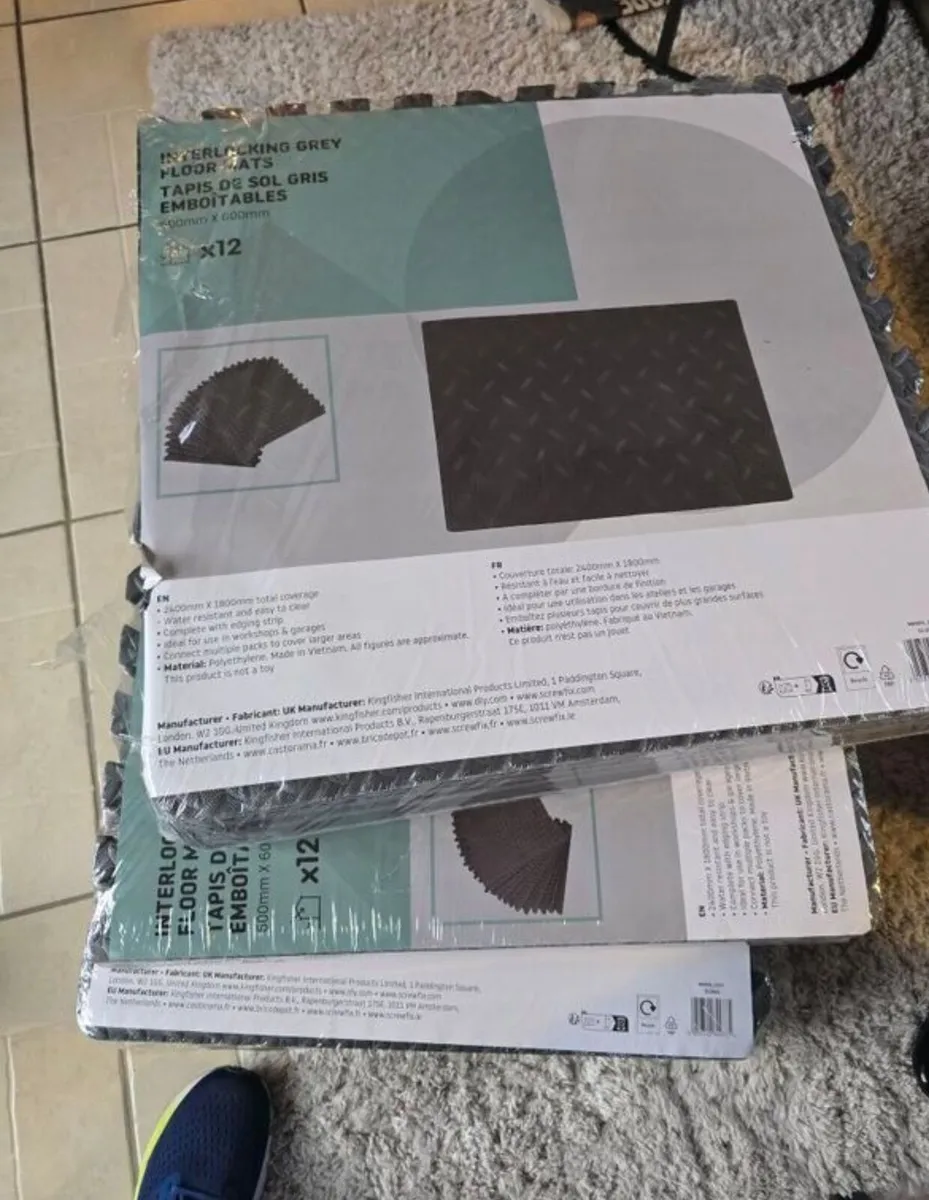 Interlocking foam Floor Tiles Grey 10mm 12 Pack - Image 2