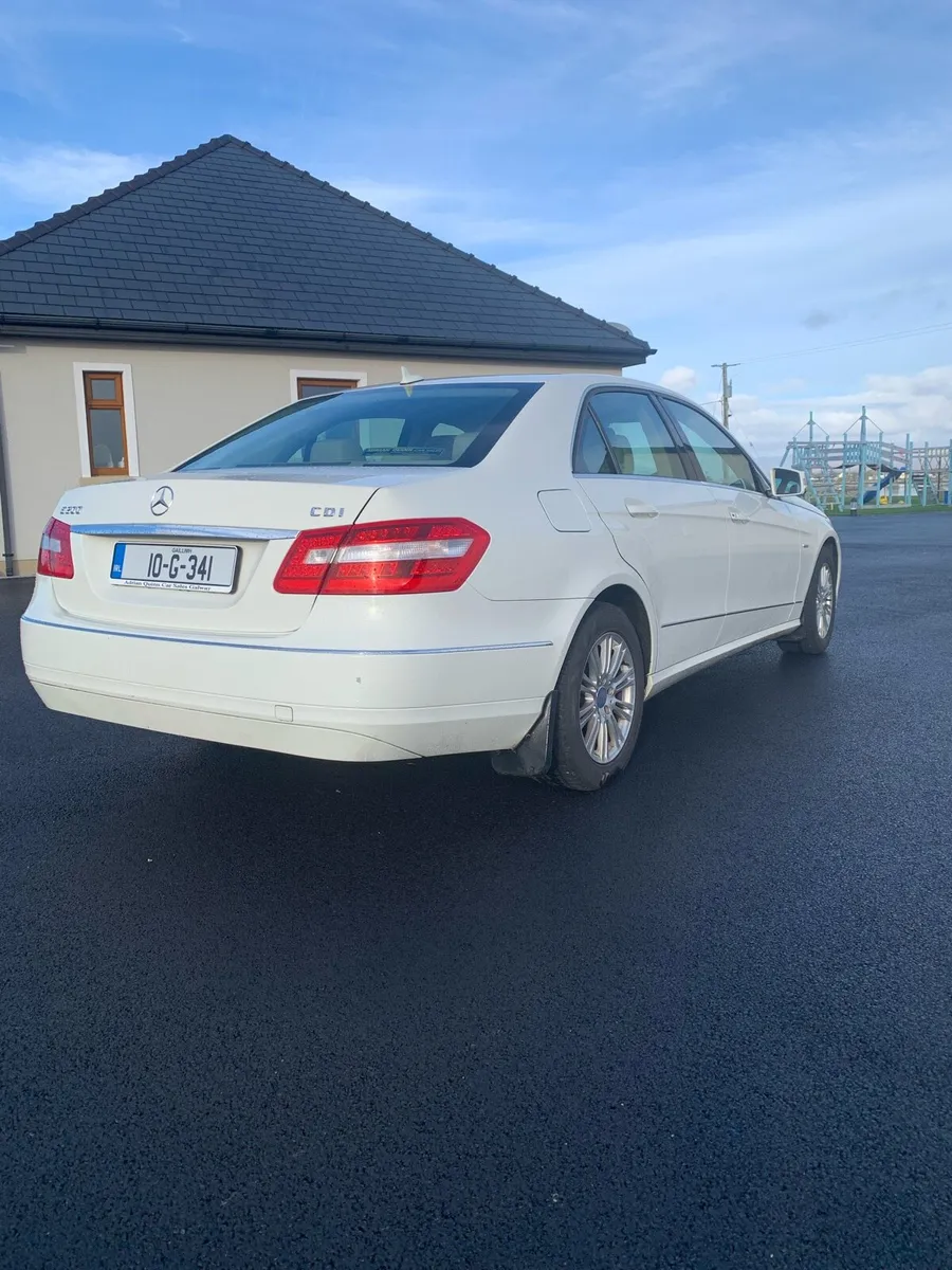 Mercedes e200 Nct and tax very clean - Image 4