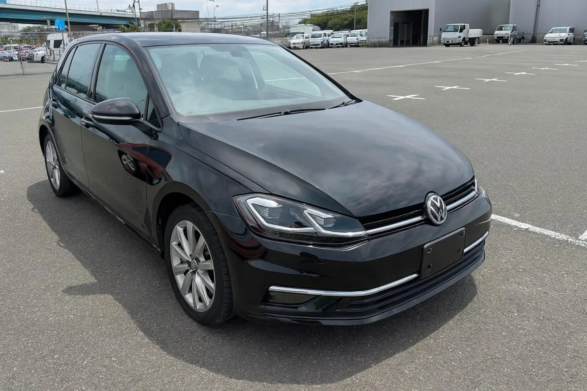 182 VW GOLF COMFORTLINE 1.2 AUTOMATIC - Image 1