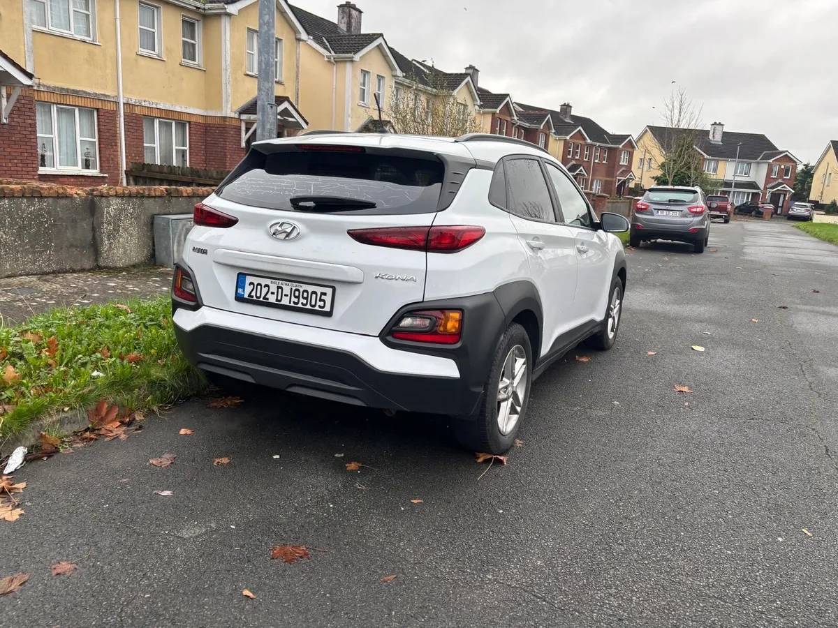 Hyundai Kona 1.6 turbo diesel Car Derived Van - Image 3