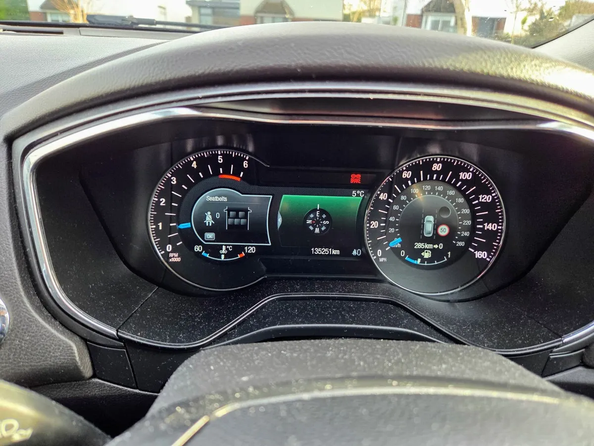 Ford Mondeo 2016 - Image 2