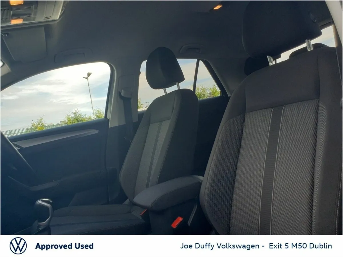 Volkswagen T-Roc LIFE 1.0 TSI 110HP - Image 4
