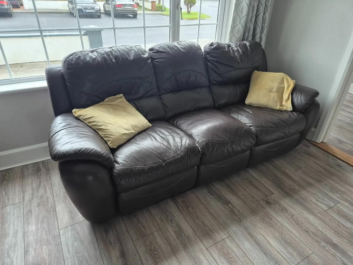 Recliner Couch - Image 1