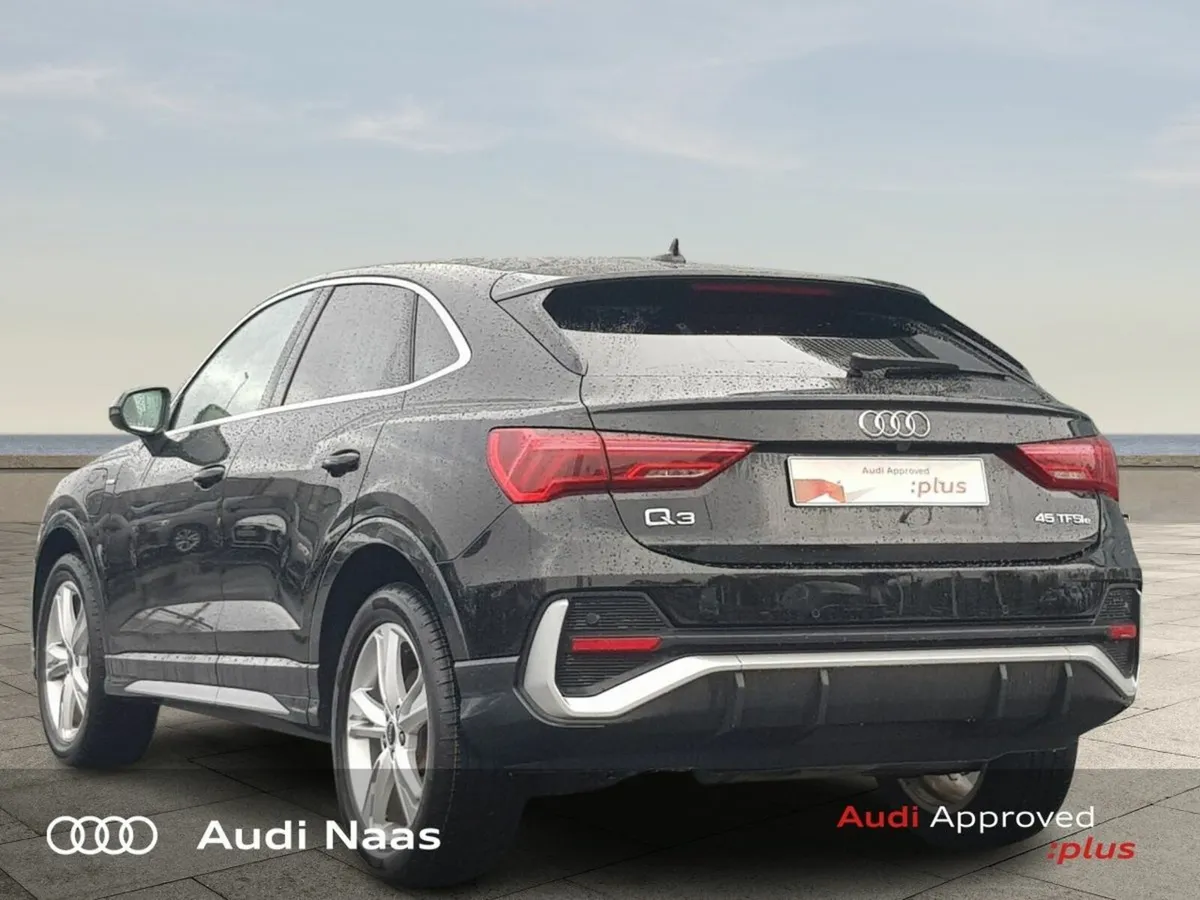 Audi Q3 45 Tfsie S-Line Sportback - Image 4