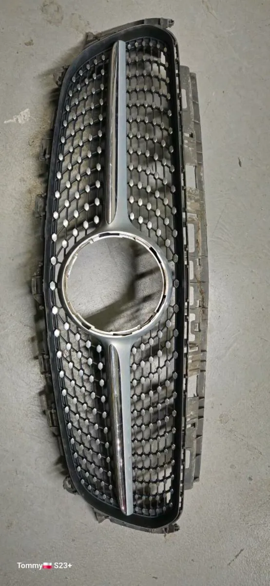Mercedes E  W213 C238 original OEM Diamond grill - Image 3