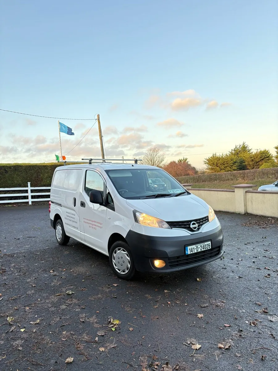 2014 Nissan nv200 Doe 6/26 6 speed - Image 1