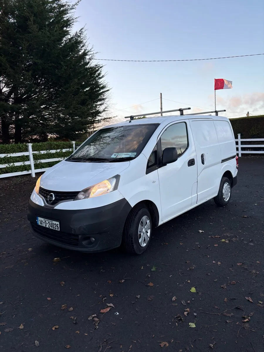 2014 Nissan nv200 Doe 6/26 6 speed - Image 2