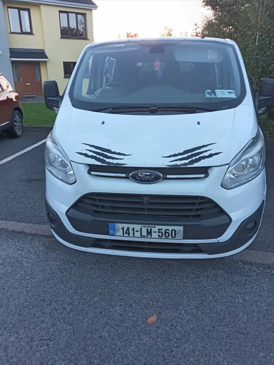 MINI BUS 9 SEATER - Image 2