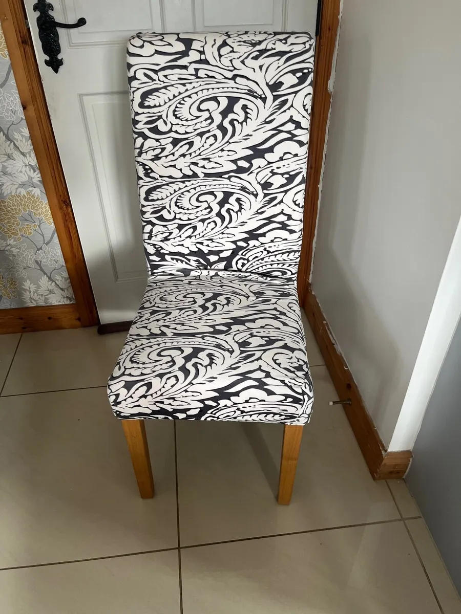 Dining chairs - Image 1