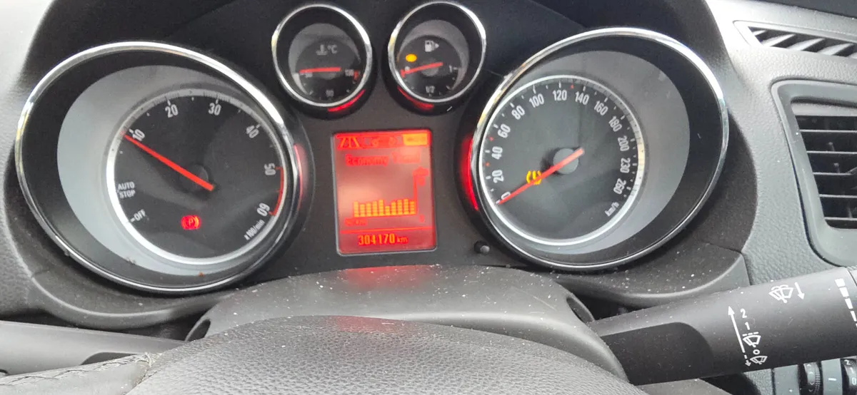 Opel Insignia 2013 nct 12/ 2026 diesel - Image 4