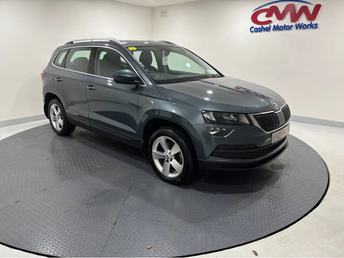 Skoda Karoq AMBITION 1.6 TDI 115BHP**ONE OWNER FRO - Image 1