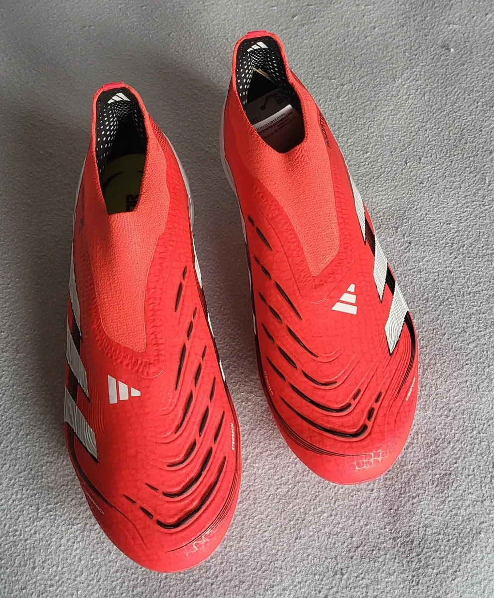 Football boots - Image 4