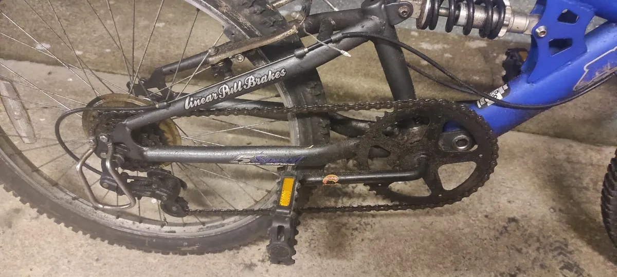 Boys Bike / Bicycle 14 Inch Frame - Image 3