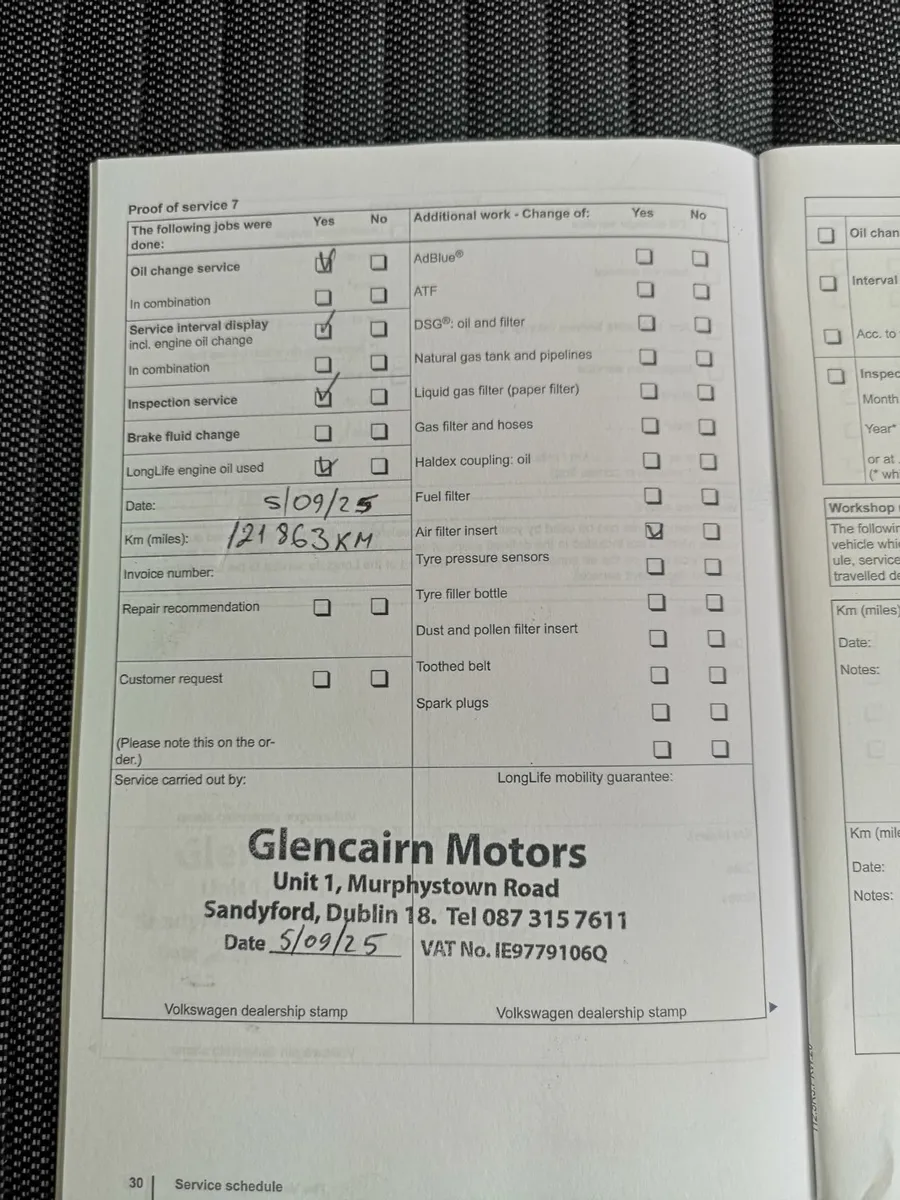 Volkswagen Polo 2011 - Image 2