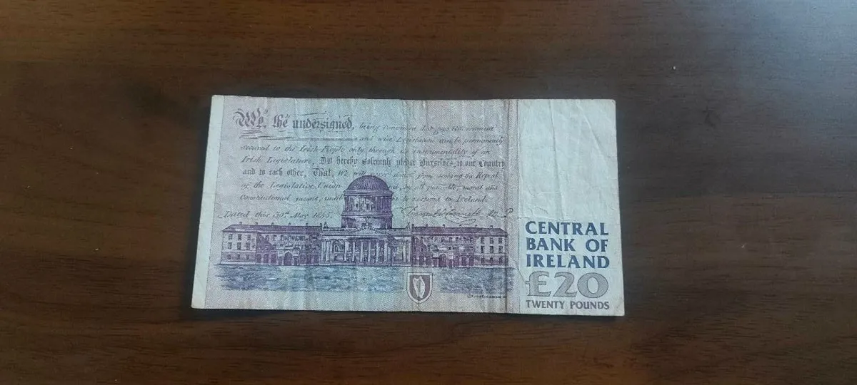 Irish C Series banknotes bundle - Image 2