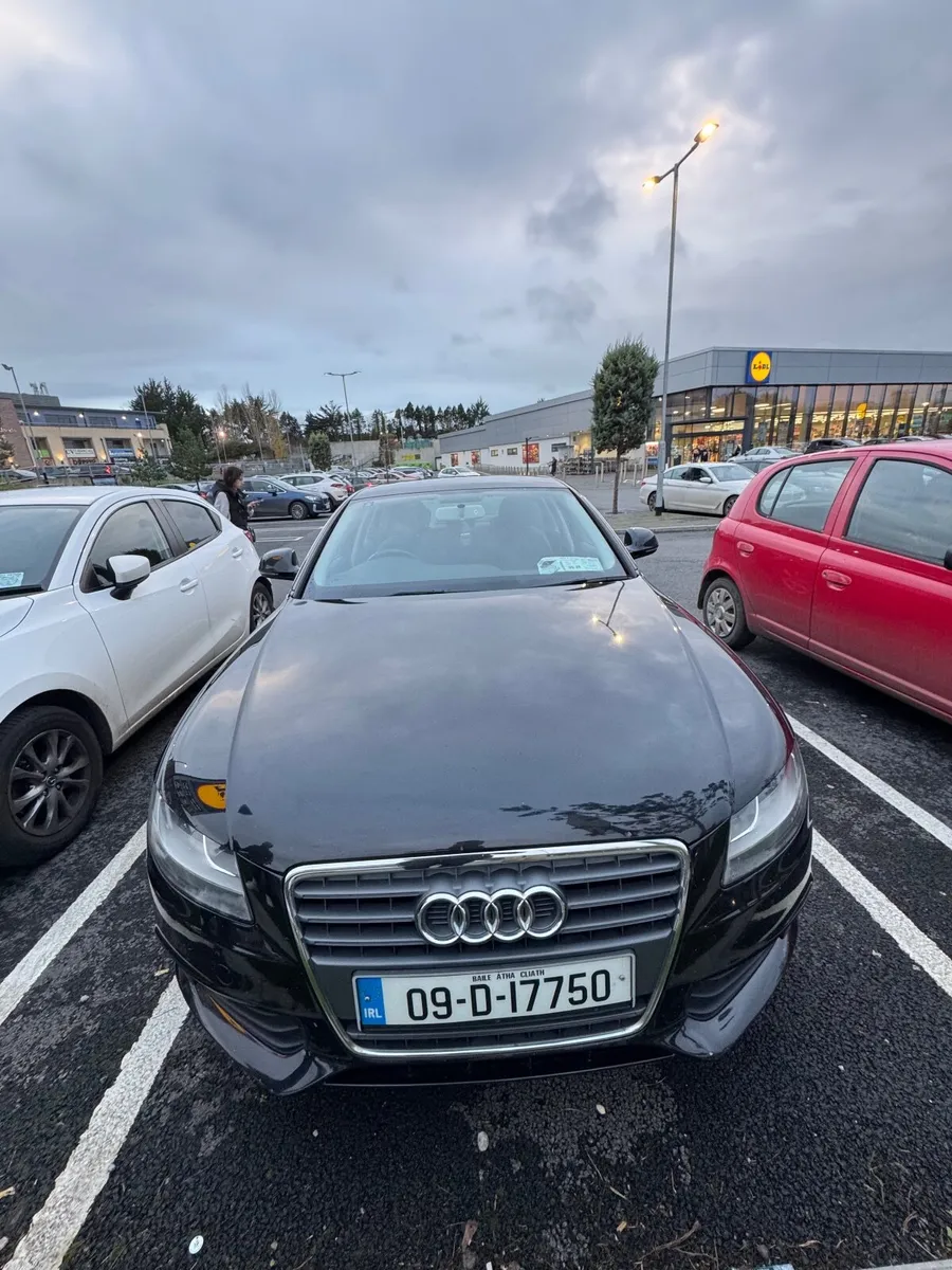 Audi A4 2009 - Image 1