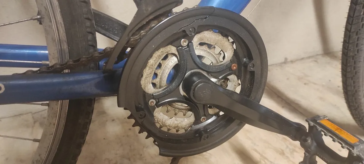 Apollo Transfer Mens Hybrid Bike - Image 4