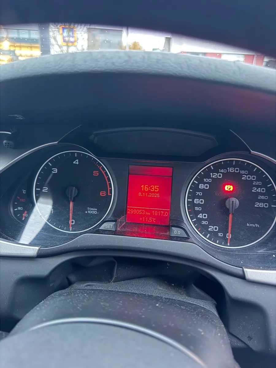 Audi A4 2009 - Image 4