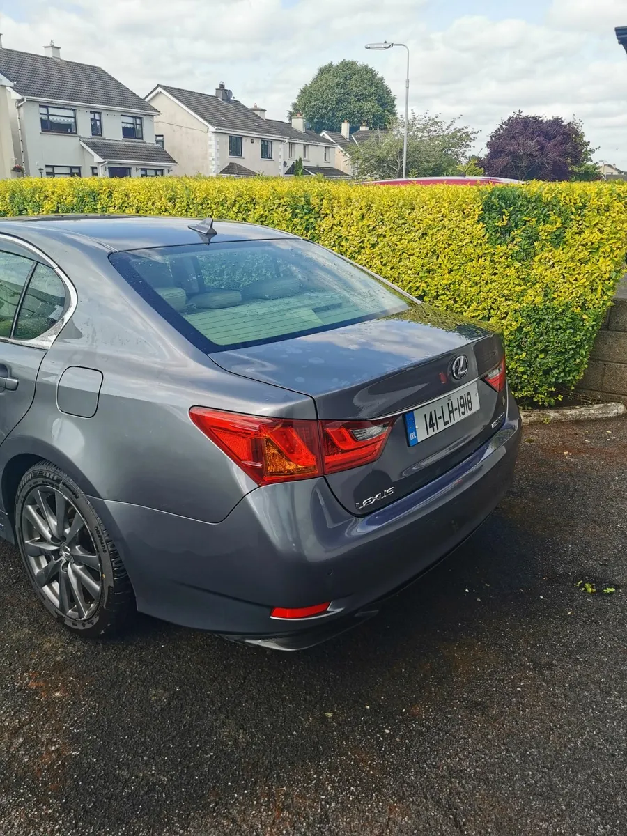 Lexus GS 2014 Executive edition - Image 2