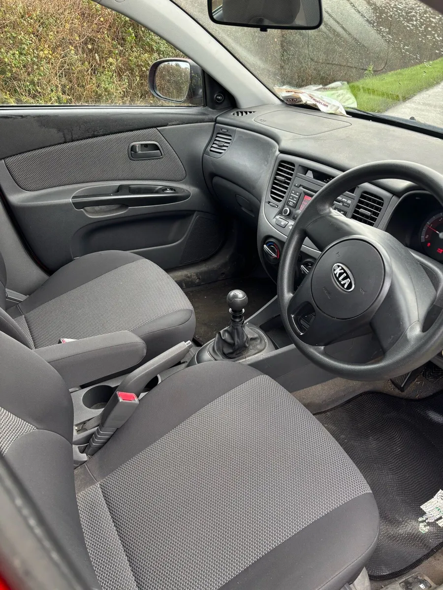 Kia Rio 2011 - Image 3
