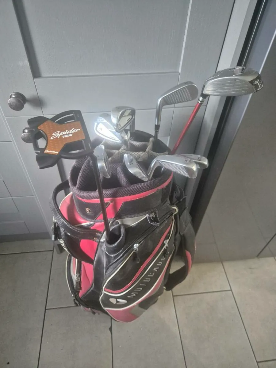 Golf Set - Image 1