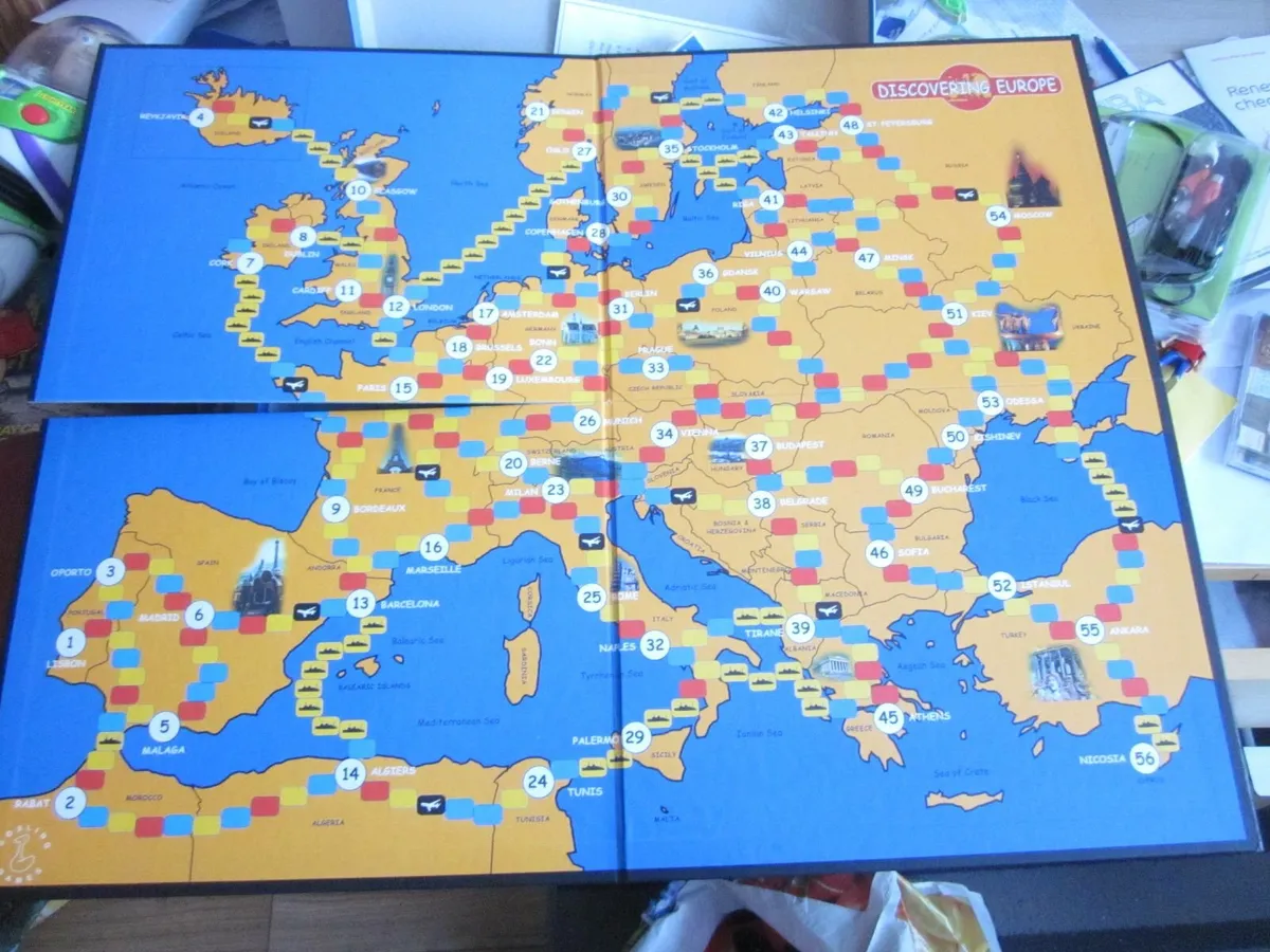 Discovering Europe Board Game - Image 4
