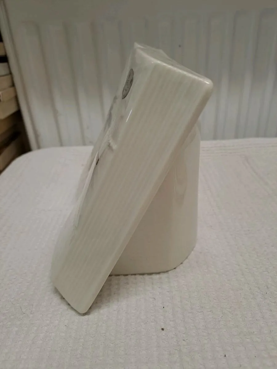 Donegal Parian 50th Wedding Anniversary book - Image 2