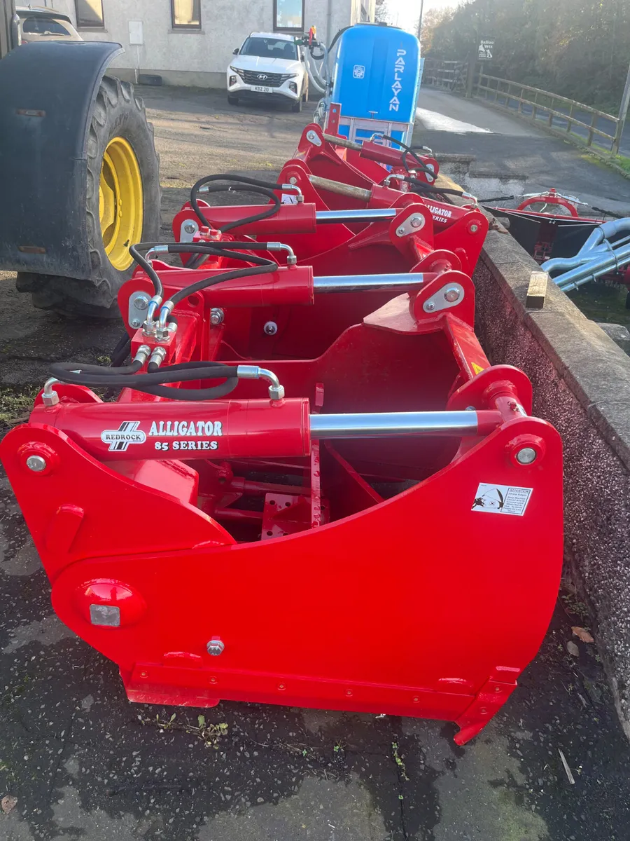 New Redrock 5FT 10 Alligator Sheargrab - Image 3