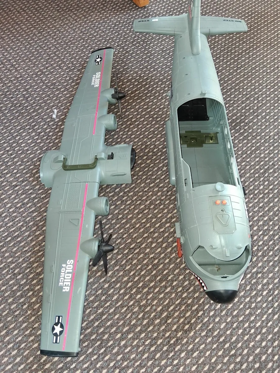 Hercules cargo Plane & Submarine toys - Image 4