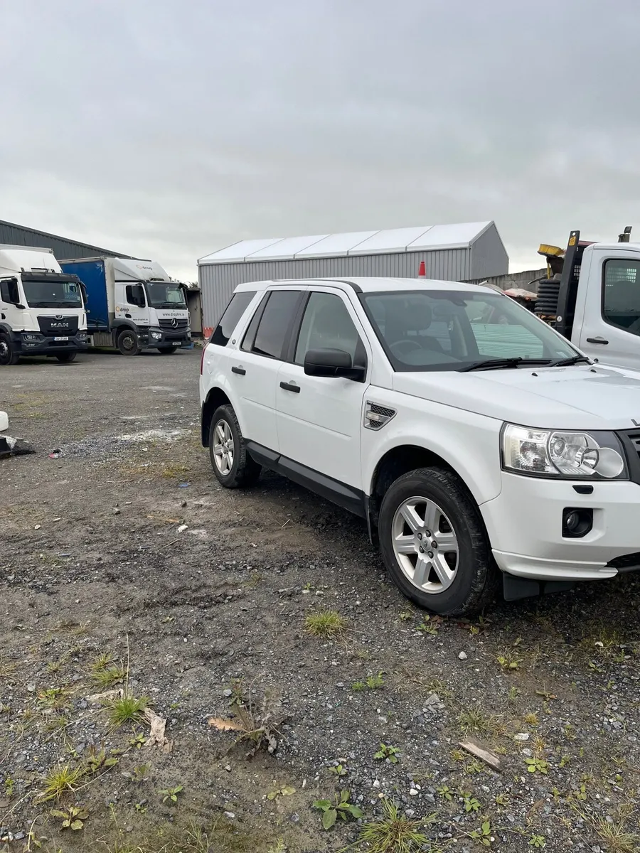 Land Rover Freelander 2011 - Image 4