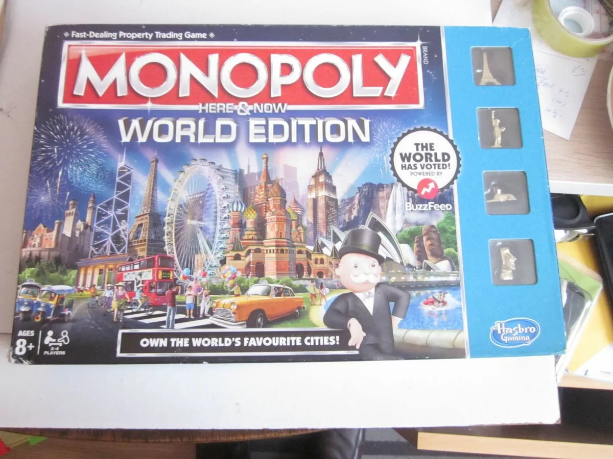 Monopoly Here & Now World edition 2015 - Image 1