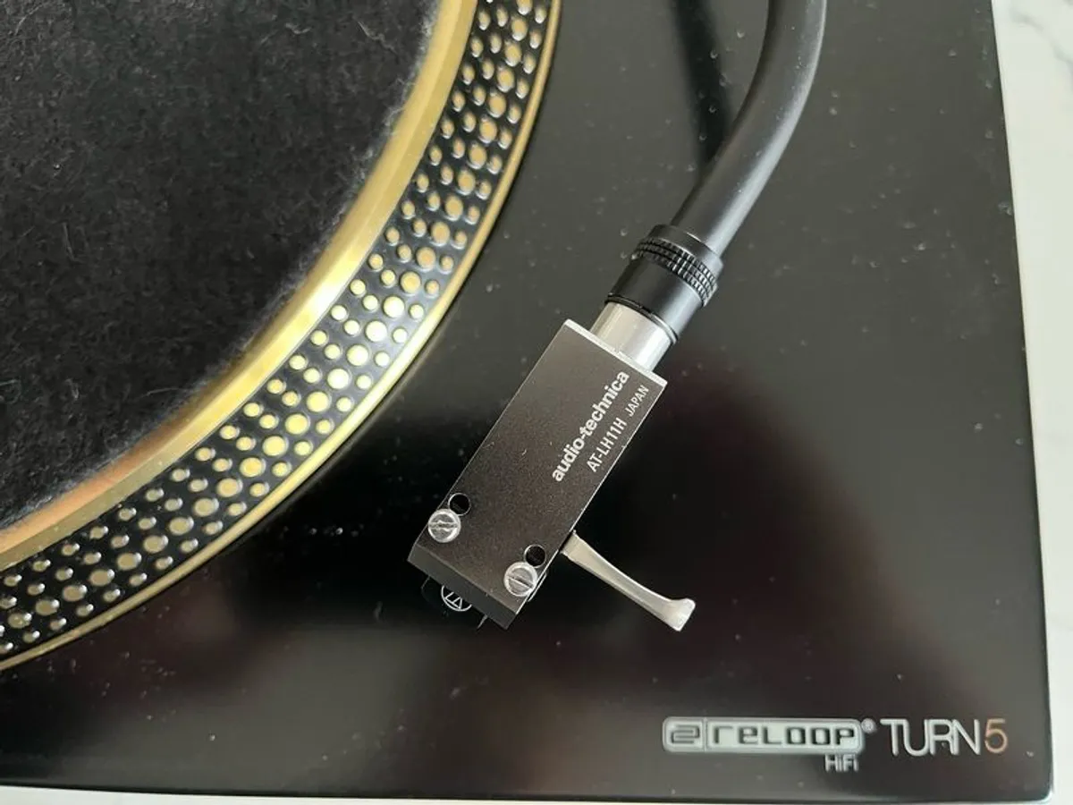 Reloop Turn 5 Turntable - Image 4