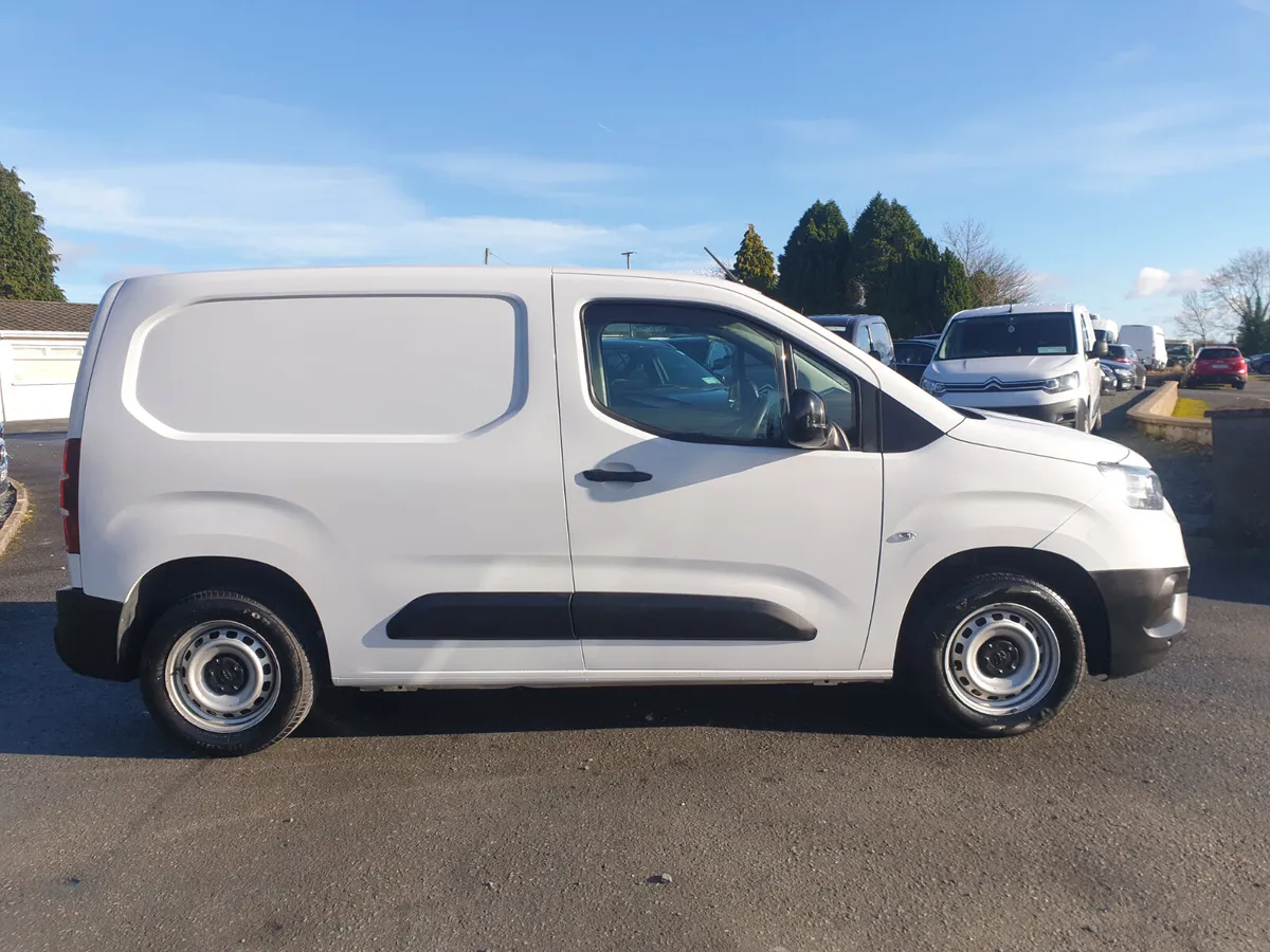 Toyota Proace 2024 - Image 2