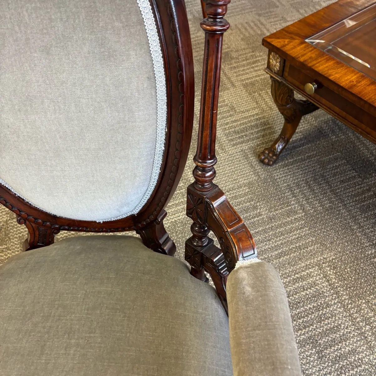 Fabulous Victorian mahogany high back green crush - Image 2