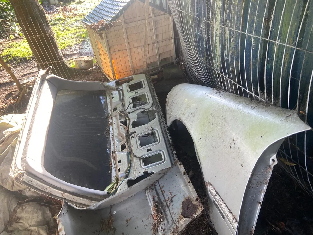 W210 E320cdi Estate Parts - Image 4