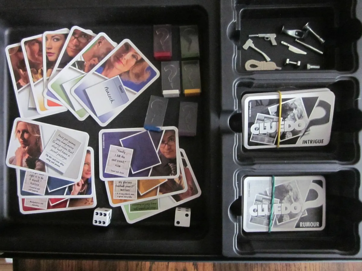 Cluedo Discover the Secrets Board Game - Image 3