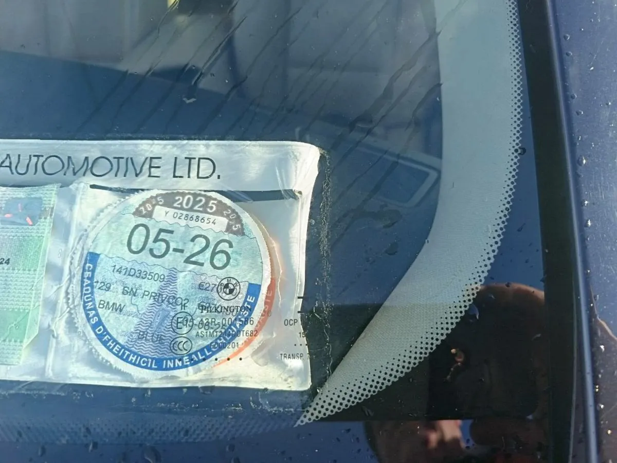 BMW 520d estate N. C. T jan/27 - Image 2