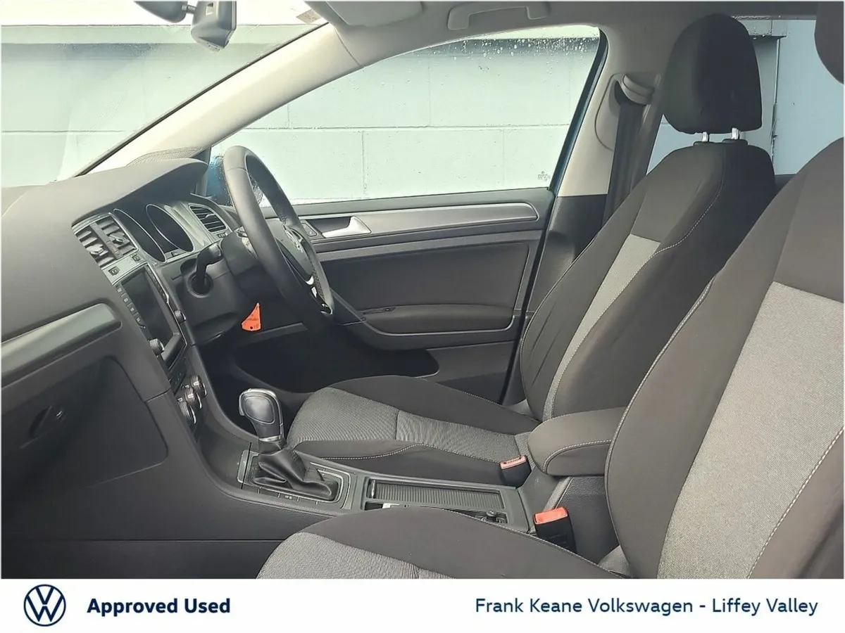 Volkswagen Golf TRENDLINE AUTO 1.2TSI 110BHP *REAR - Image 4