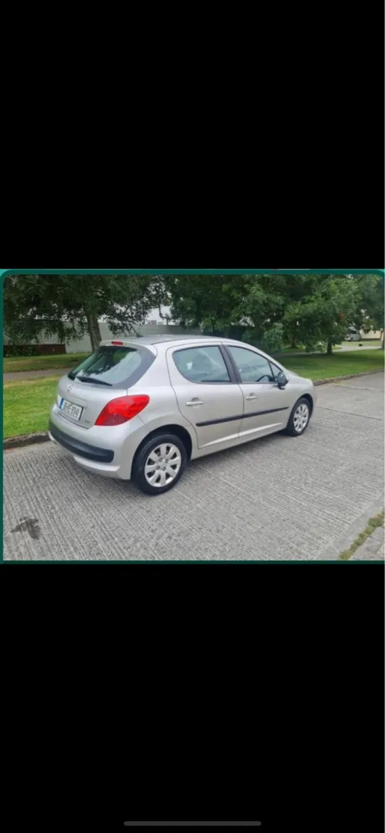 Car - Peugeot 06