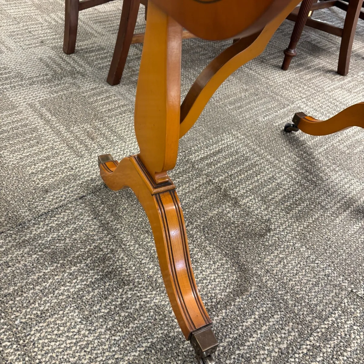 Yew drop leaf occasional side writing console tabl - Image 4