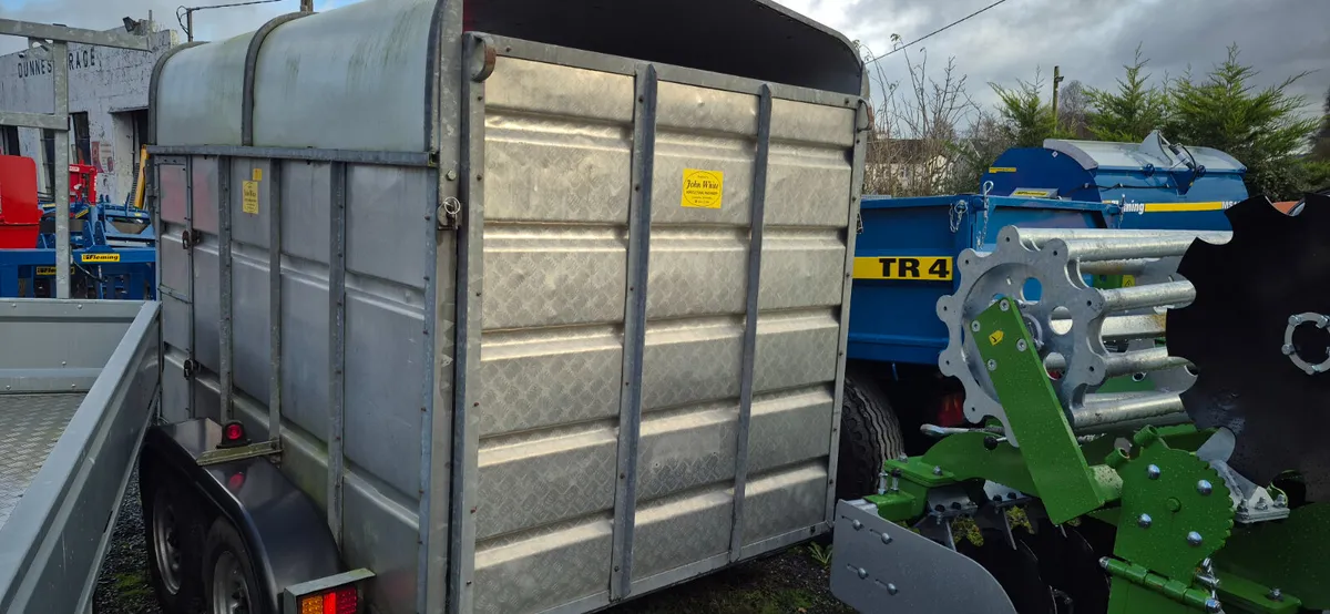 Livestock box - Image 2