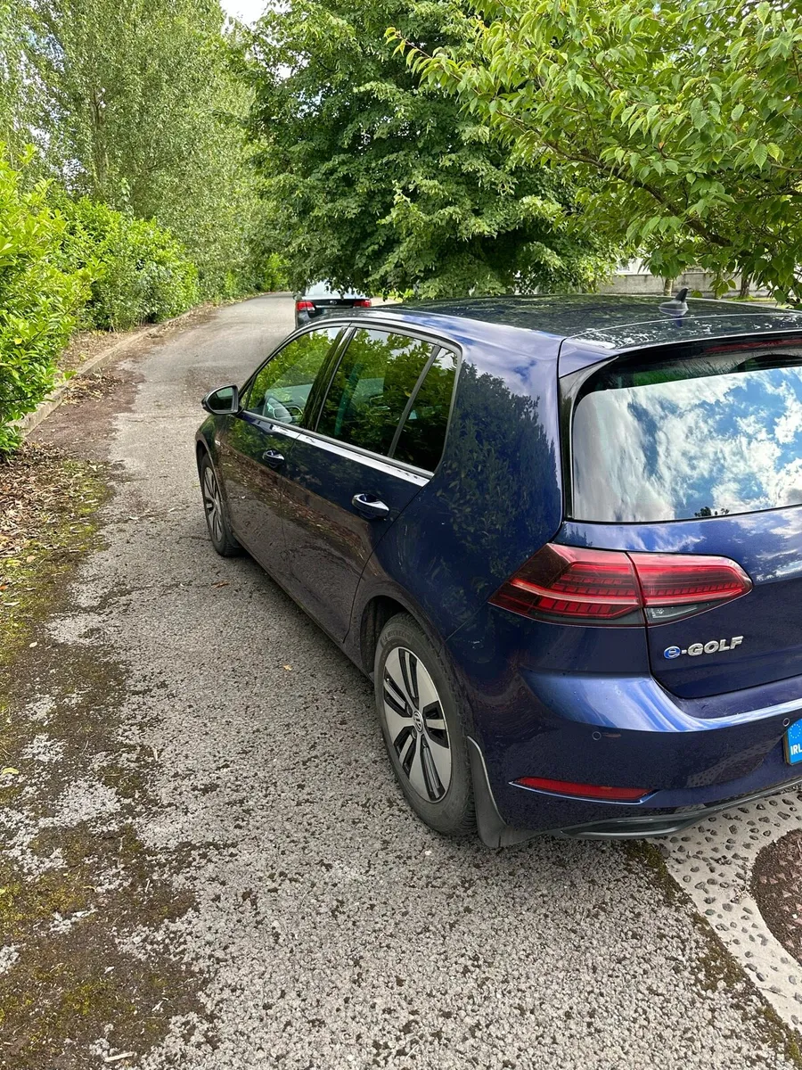 VW E Golf - Leather Comfortline - Image 4