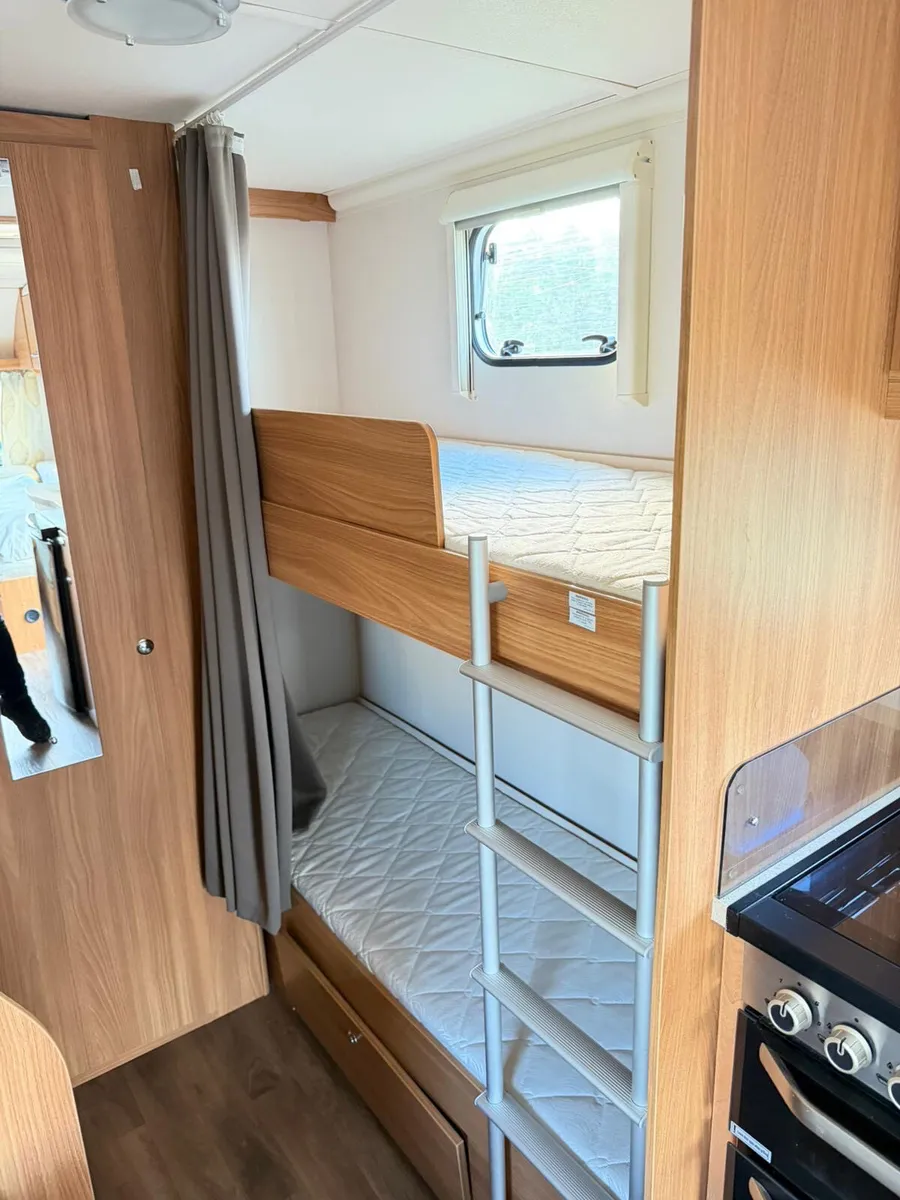 ✨2016 SWIFT SPRITE FREEDOM 6 BERTH✨ - Image 4