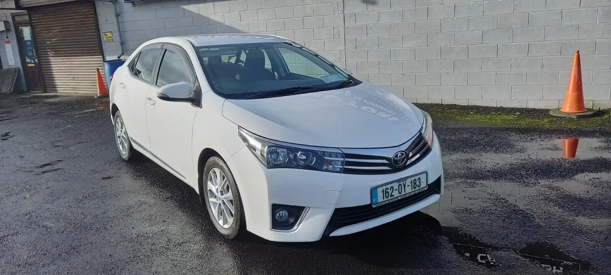 Toyota Corolla 1.4 D-4D LUNA 4DR - Image 4