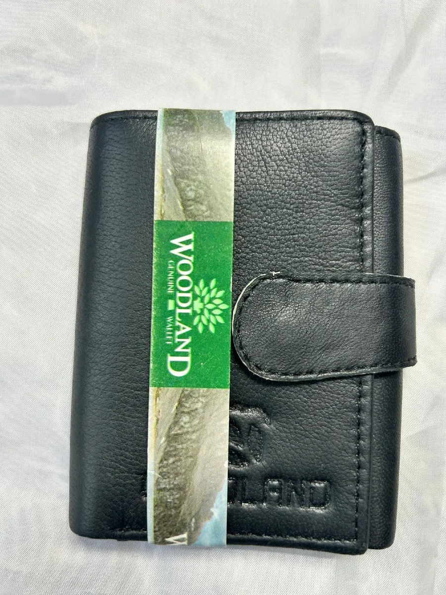 Brand new genuine leather three fold cardholder - Image 1