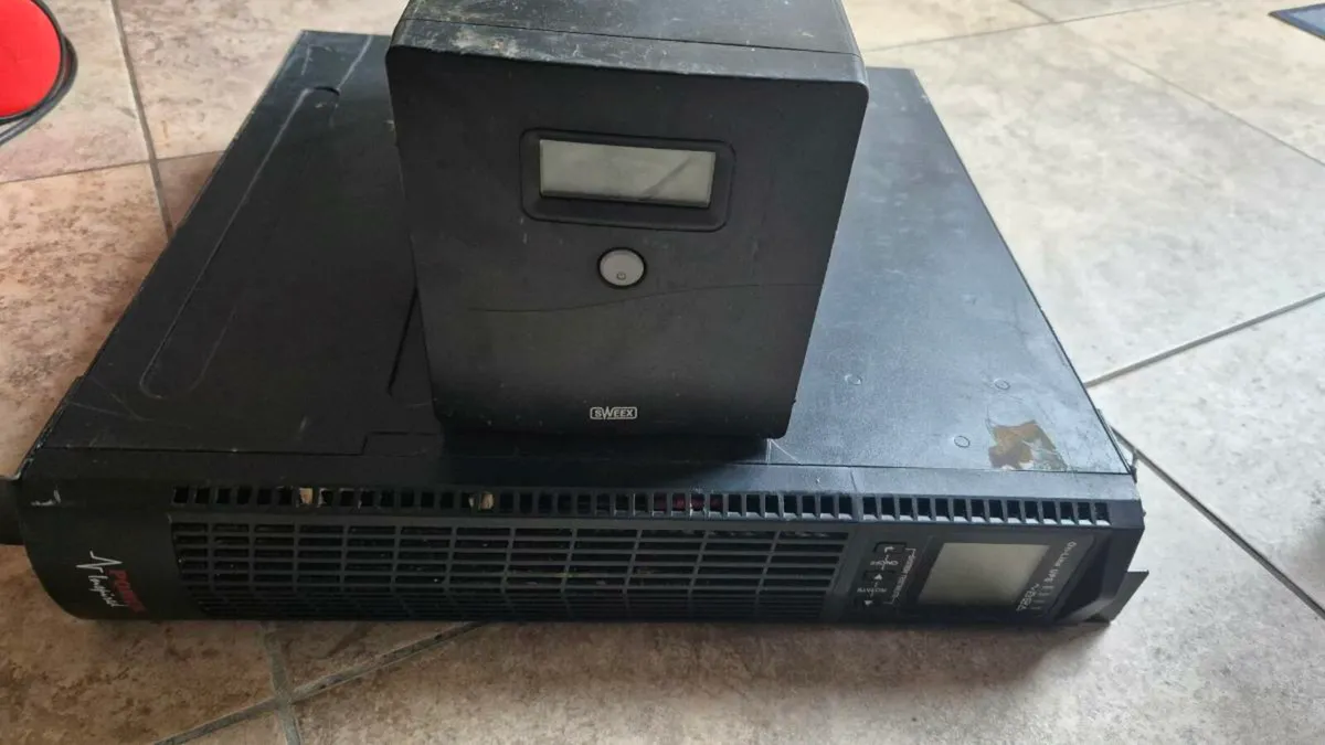 Ups power back up - Image 1